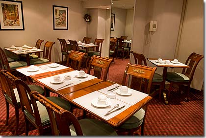 Photo 2 - Hotel Acadia Opéra Paris 3* star near the Garnier Opera house and close to the Grands Boulevards - Breakfast Buffet.