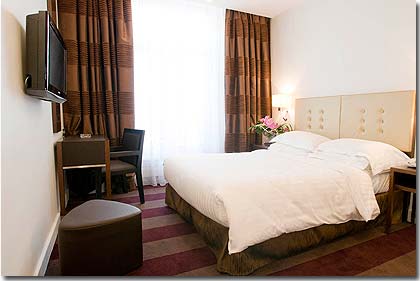 Photo 5 - Hotel Astra Opera Paris 4* estrelas ao pé da Opéra Garnier - Quarto de casal standard.