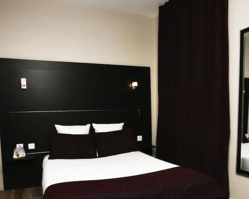 Hotel Rue Lamarck Hotel Rue Lamarck