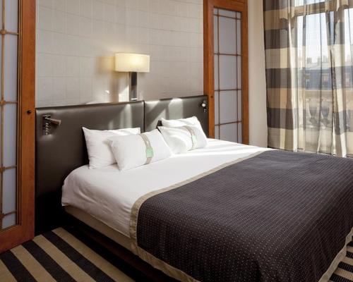 Holiday Inn Paris Gare de Lyon 4 étoiles 75012