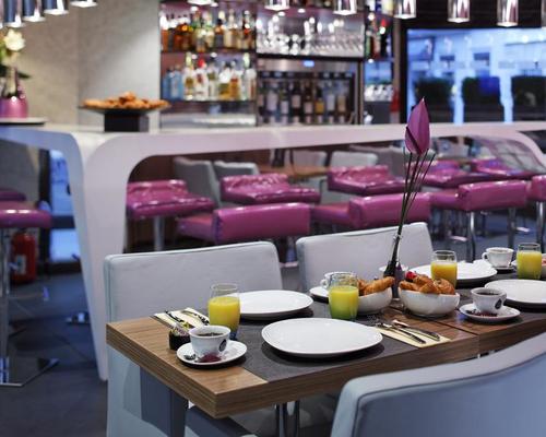 Hotel Holiday Inn Saint Germain Hotel Holiday Inn Saint Germain