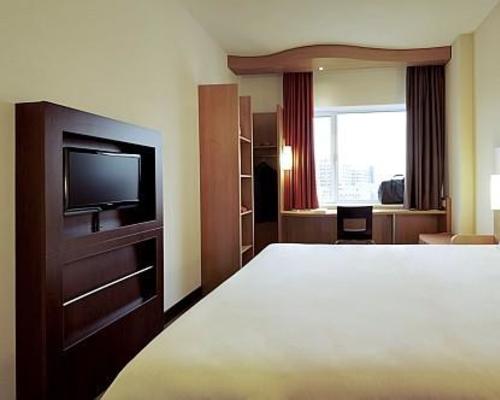 ibis Paris Alesia Montparnasse 3 toiles | 49 rue des Plantes 75014