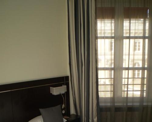 Hotel Kyriad Gare De L Est Hotel Kyriad Gare De L Est