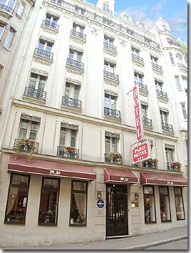 Photo 2 - Hotel Villa Margaux (Le Paris hôtel) 3* Sterne Paris in der Nähe des Viertels Montmartre und der Kirche Sacré Cœur. - 