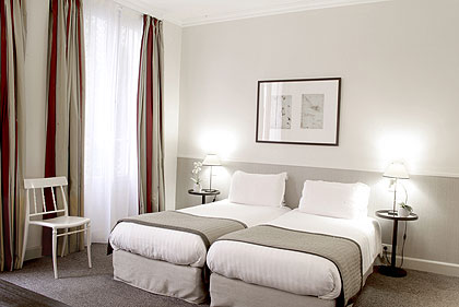 Photo 7 - Hotel Malte Opéra Paris 3* star near the Garnier Opera - Rooms are bright and comfortable with modern decoration, TV and en suite facilities.