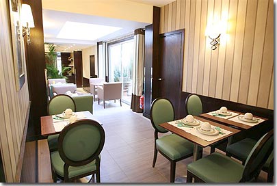 Photo 7 - Hotel de Longchamp Elysees Paris 3* estrelas ao pé dos Campos Elísios - A sala dos pequenos almoços.