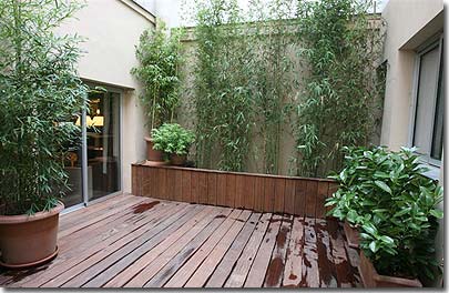 Photo 8 - Hotel de Longchamp Elysees Paris 3* étoiles proche des Champs-Elysées - La salle donne elle aussi sur notre petit jardin, un luxe du 16 ème arrondissement de Paris.