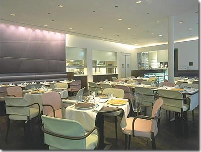 Image 8 : Hotel Marignan Champs Elysees Paris Paris - RESTAURANT: Spoon Food & Wine
Das 