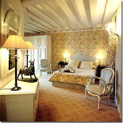 Photo 6 - Hotel des Ducs d'Anjou 3* Sterne Paris in der Nähe des Louvre Museums und des Viertels Chatelet. - Butterblumen Suite
Selbstverständlich haben wir sie bestens ausgestattet. Bequemlichkeit und Qualität in verfeinertem Pariser Stil sind die Grundnoten dieses Hotels.