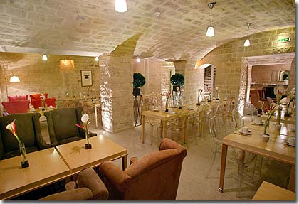 Photo 6 - Hotel Lorette Paris 3* star near the Montmartre District and Garnier Opera - Breakfast room.