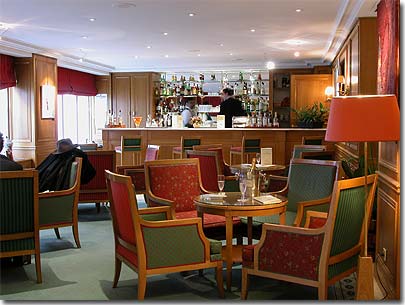 Photo 4 - Best Western Premier Hotel Horset Opera Paris 4* star near the Garnier Opera - The bar serves refreshing drinks and snacks at all times of the day and night, to keep you going without any waste of time.