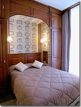 Photo 8 - Best Western Premier Hotel Horset Opera Parigi 4* stelle nei pressi dell’Opéra Garnier - I tessuti sulle pareti o che ricoprono i letti risplendono alla luce offerta dalle alte finestre.

Spazio, tranquillità e benessere sono le parole chiave qui...
