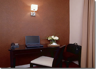 Photo 3 - Hotel Daunou Opera Paris 3* star near the Garnier Opera - ... personal message recorder, mini bar, Safety deposit box... Your bathroom is equipped with a separate bath and shower, private toilets, hair-dryer and complimentary toiletries.