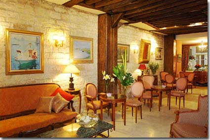 Photo 3 - Hotel Gaillon Opera Paris 3* star near the Garnier Opera - Antique furniture, exposed beams, each rooms indvidually furnished.

