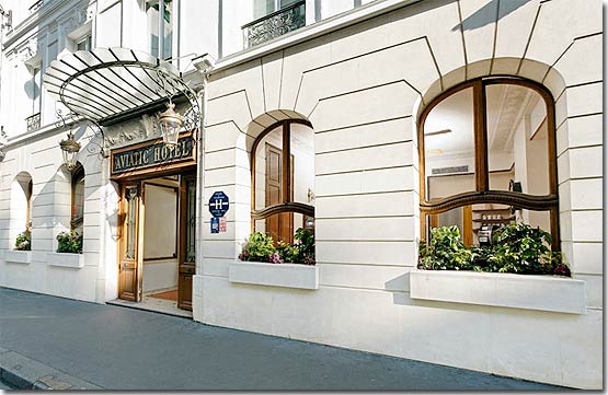 Photo 1 - Hotel Aviatic Saint Germain 3* Sterne Paris in der Nähe des Viertels Saint-Germain des Prés. - Dank seines Komforts und dem guten Service eignet sich das Hotel Aviatic hervorragend als Ausgangpunkt während Ihres Aufenthalts in Paris.

Sie wohnen mitten im Stadtteil Saint-Germain-des-Près unweit der wunderschönen Parkanlage Jardin du Luxembourg und der Grünanlage Champ de Mars.