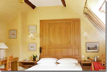 Photo 3 - Hotel de Fleurie Paris 3* star near the Saint-Germain des Prés District, Left Bank - The Marolleau family will be pleased to welcome you at the Fleurie Hotel.
