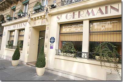 Photo 1 - Hotel Moderne Saint Gernain Paris 3* star near the Saint-Germain des Prés District, Left Bank - As soon as you enter the reception area, decorated in a style reminiscent of Luxembourg Gardens, Nasro and Moulay will welcome you warmly with a smile. They will make you feel at home immediately and can help you to make reservations for your shows, restaurants and any excursions. They speak French, English, Spanish and Arabic. The reception is open 24 hours a day.