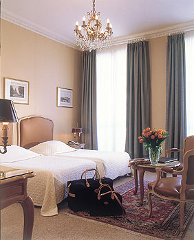 Photo 5 - Hotel Splendid Etoile 4* Sterne Paris in der Nähe der Avenue des Champs Elysées und des Triumphbogens. - 